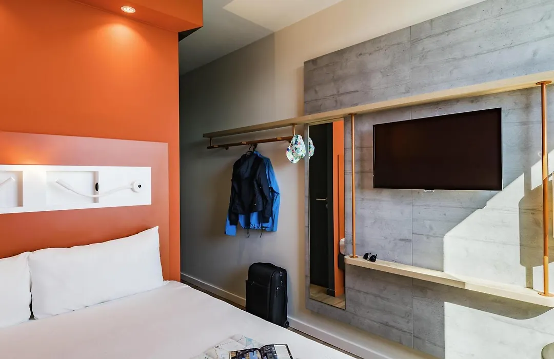 Ibis Budget Gent Centrum Dampoort-1
