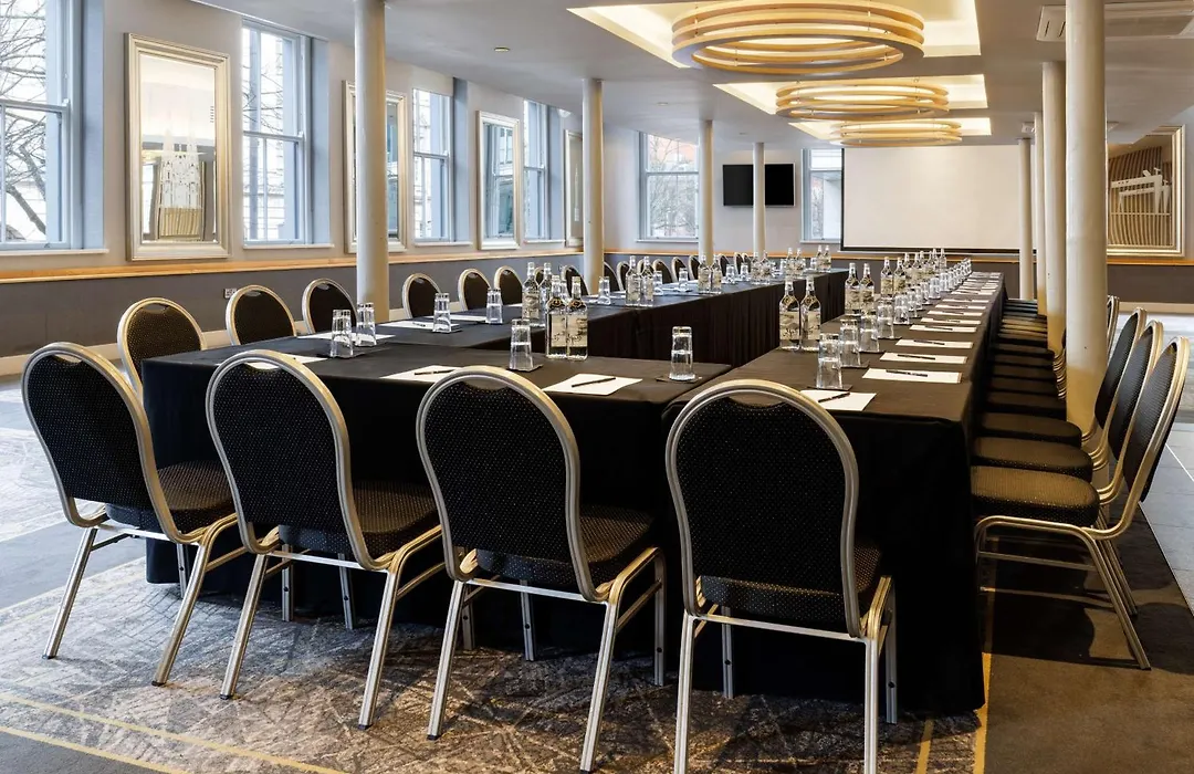 Doubletree By Hilton Belfast City Ten Square-1