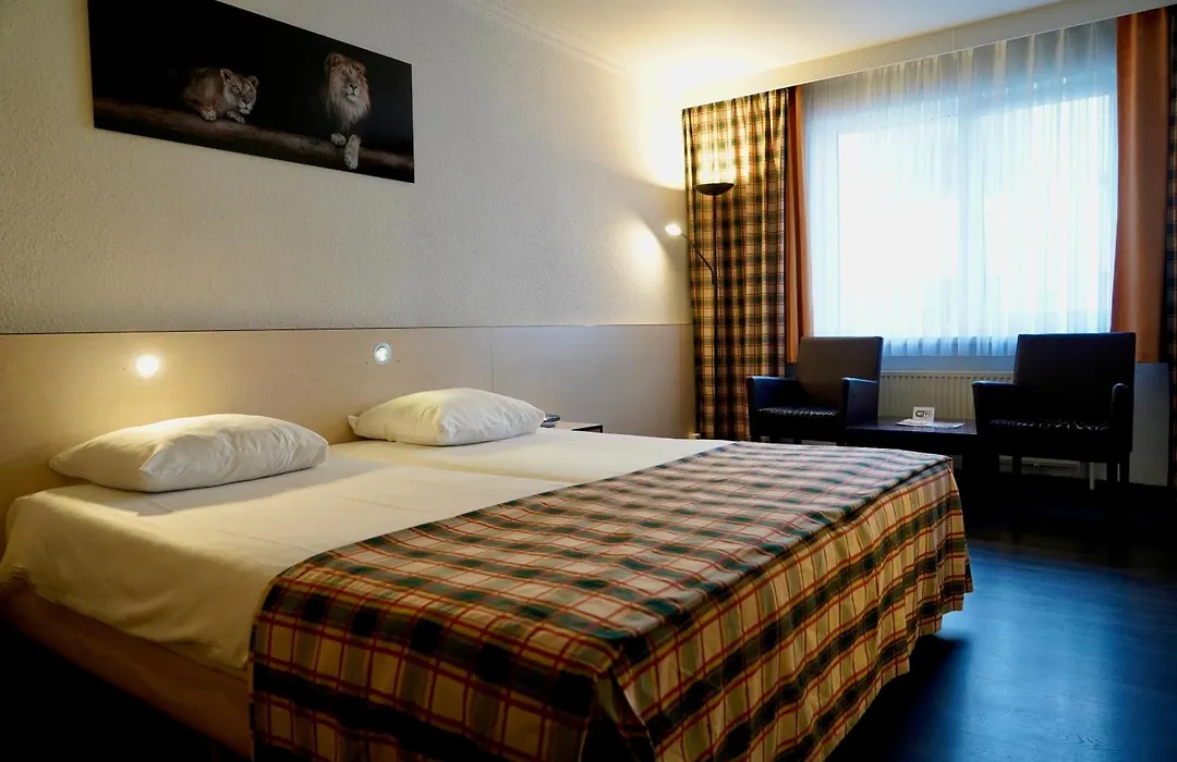 Hotel Prins Boudewijn-1
