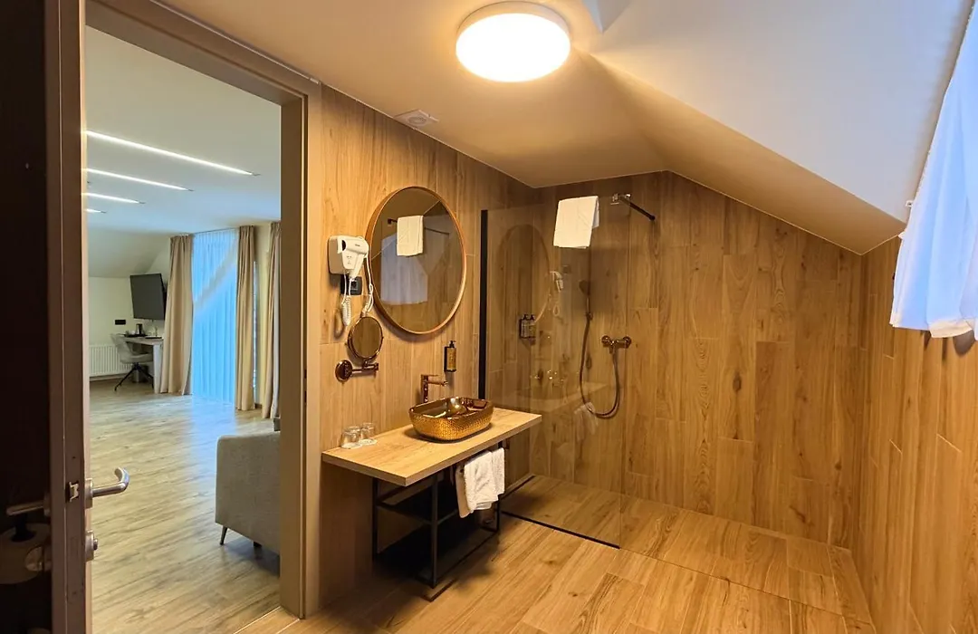 Hotel Kranjska Gora-1