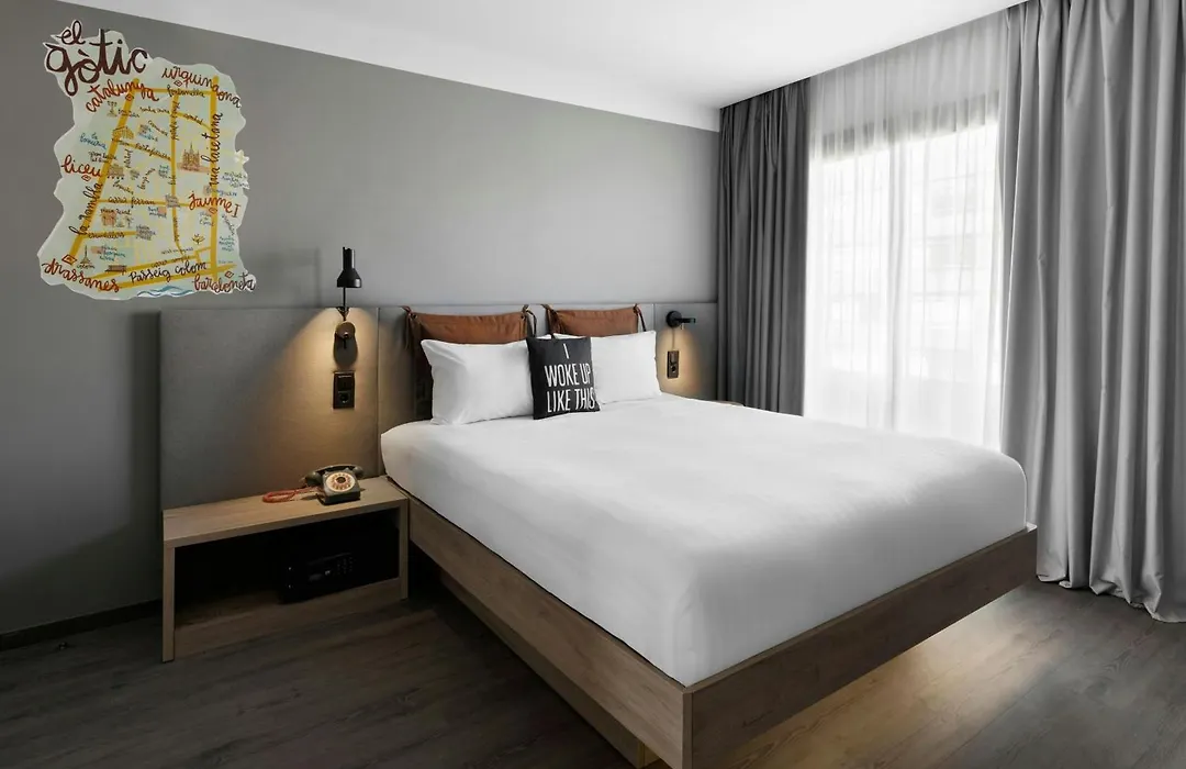 Moxy Barcelona-1
