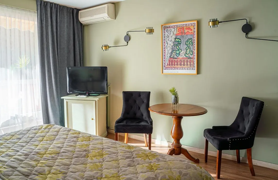 Logis Hotel Diana-1