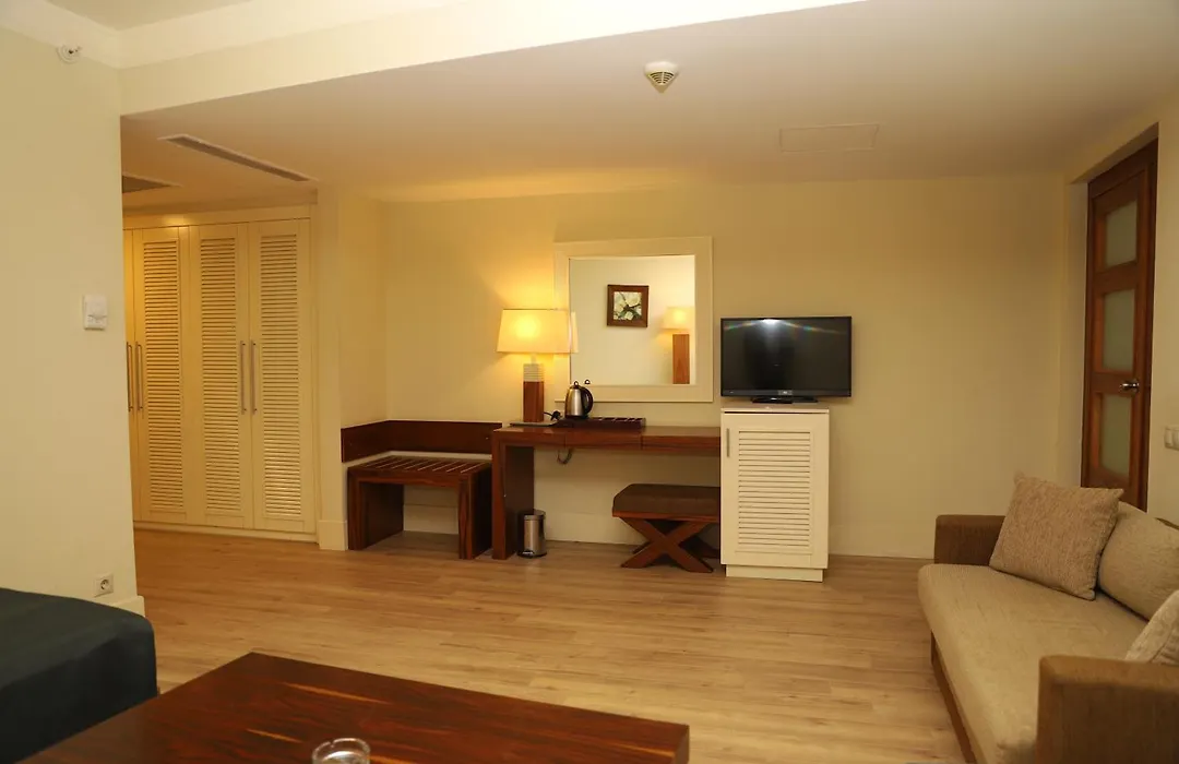 Meder Resort Hotel-1