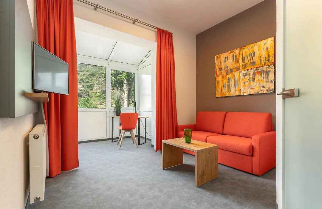 Parkhotel Cochem- Free Parking --1