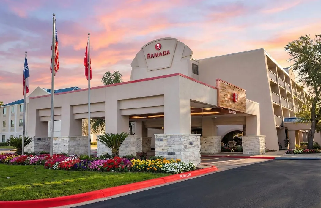 Ramada By Wyndham Austin South-1