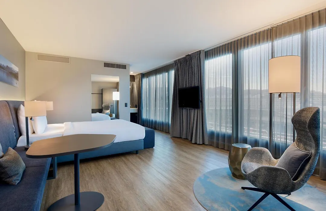 Radisson Blu Hotel, Lucerne-1