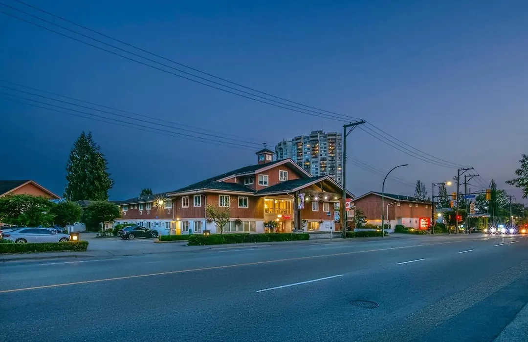 Econo Lodge Inn & Suites-1