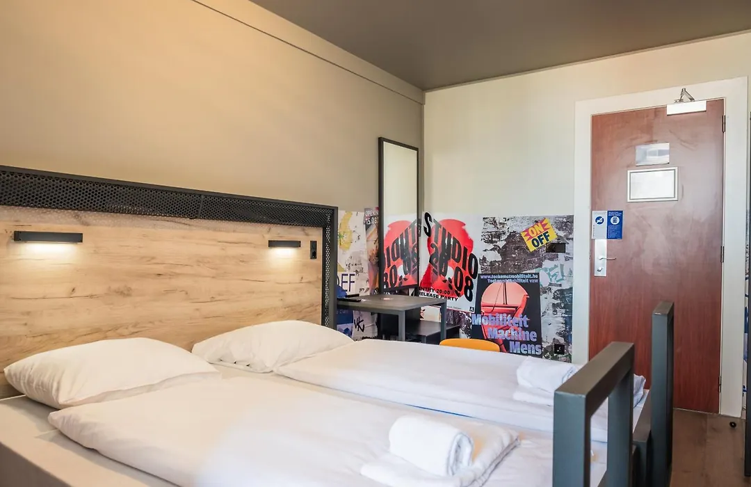 Century Hotel Antwerpen Centrum-1