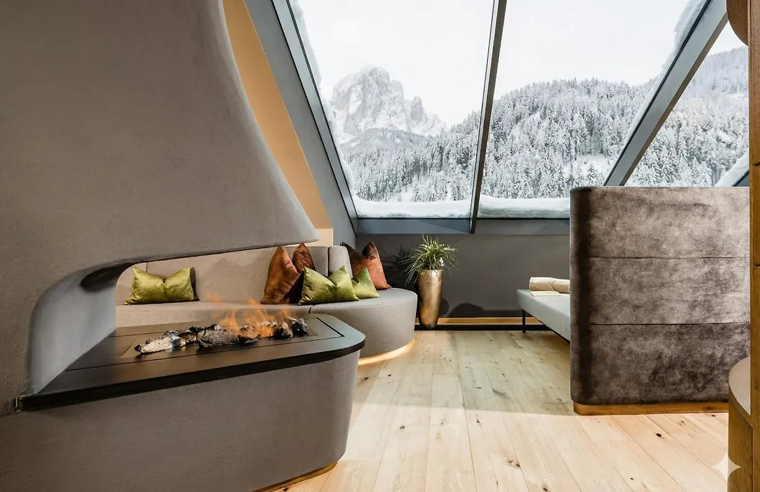 Hotel Touring Dolomites-1