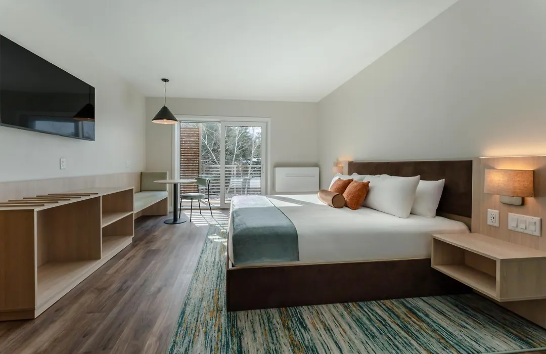 Sun & Ski Inn And Suites-1
