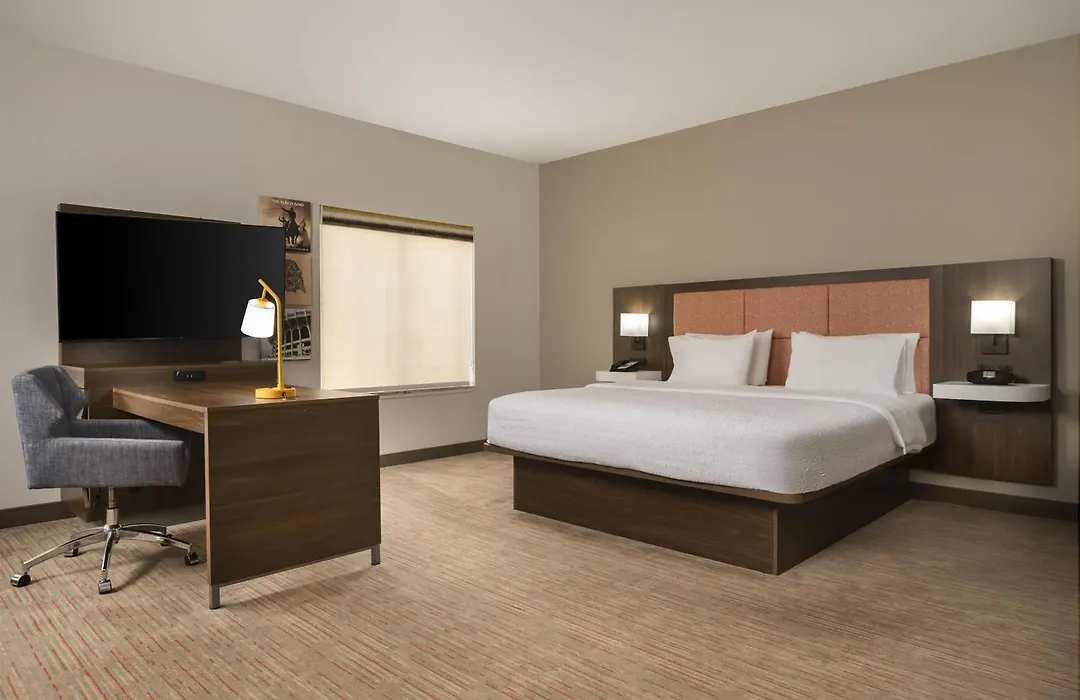 Hampton Inn & Suites - Mansfield-1