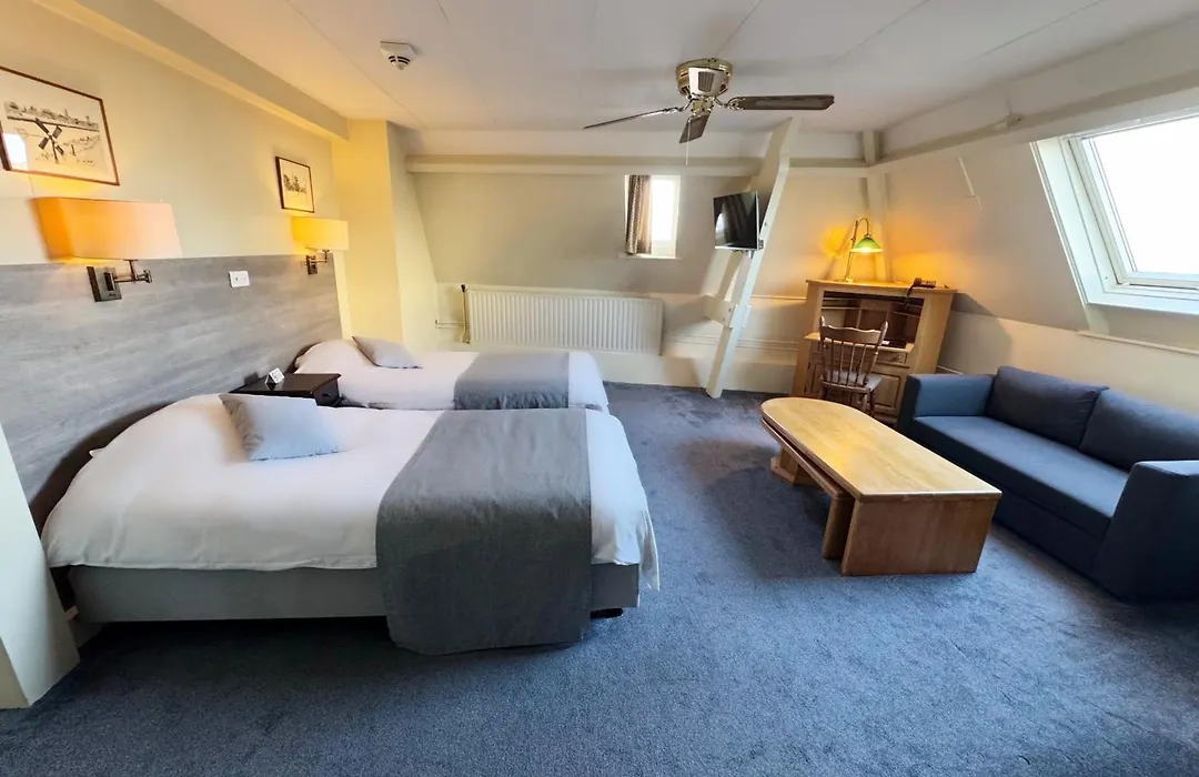 Hotel Dordrecht-1