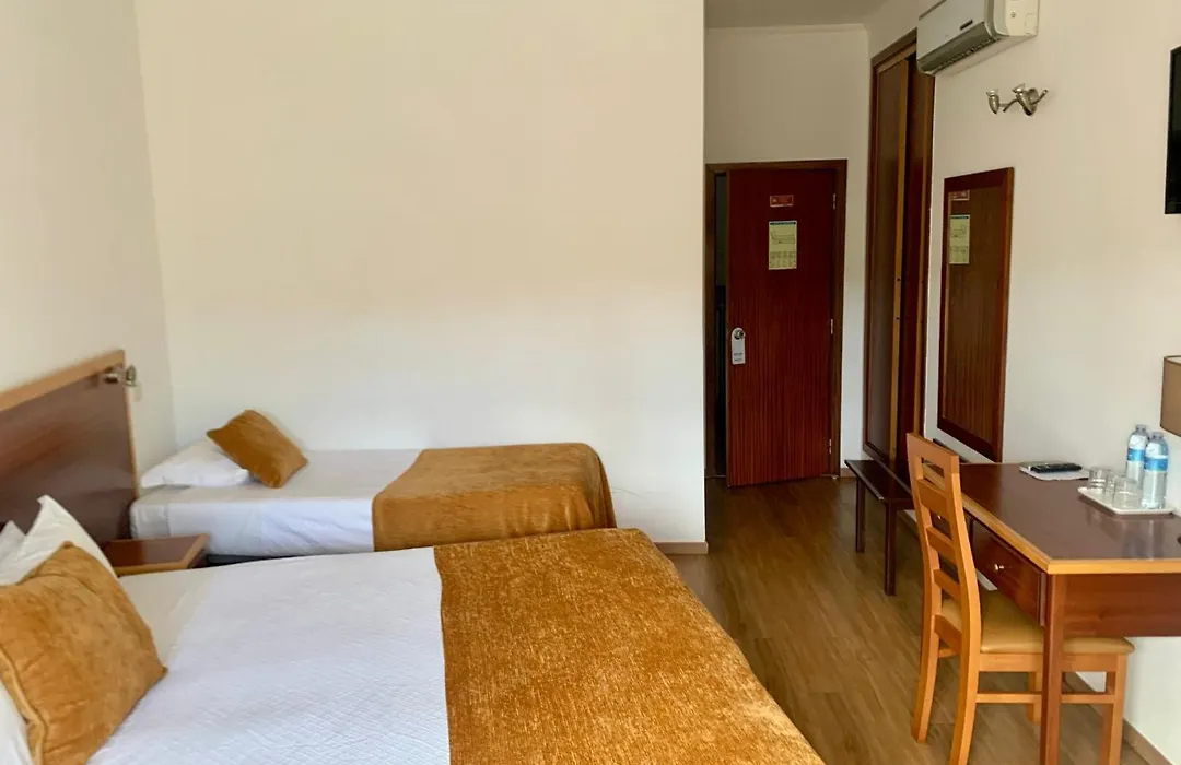 Hotel Louro-1