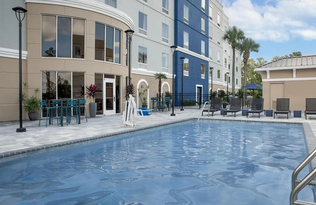 Hampton Inn & Suites Lake City-1