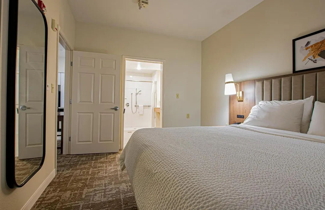 Staybridge Suites Lafayette-Airport By Ihg-1