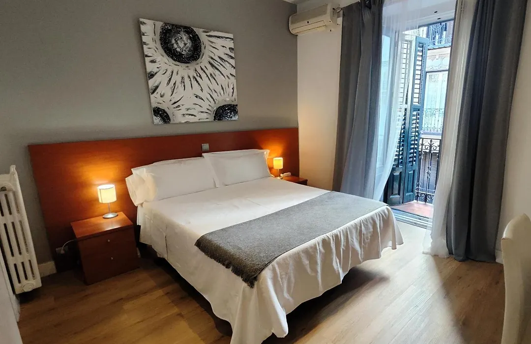 Hostal Cervantes-1