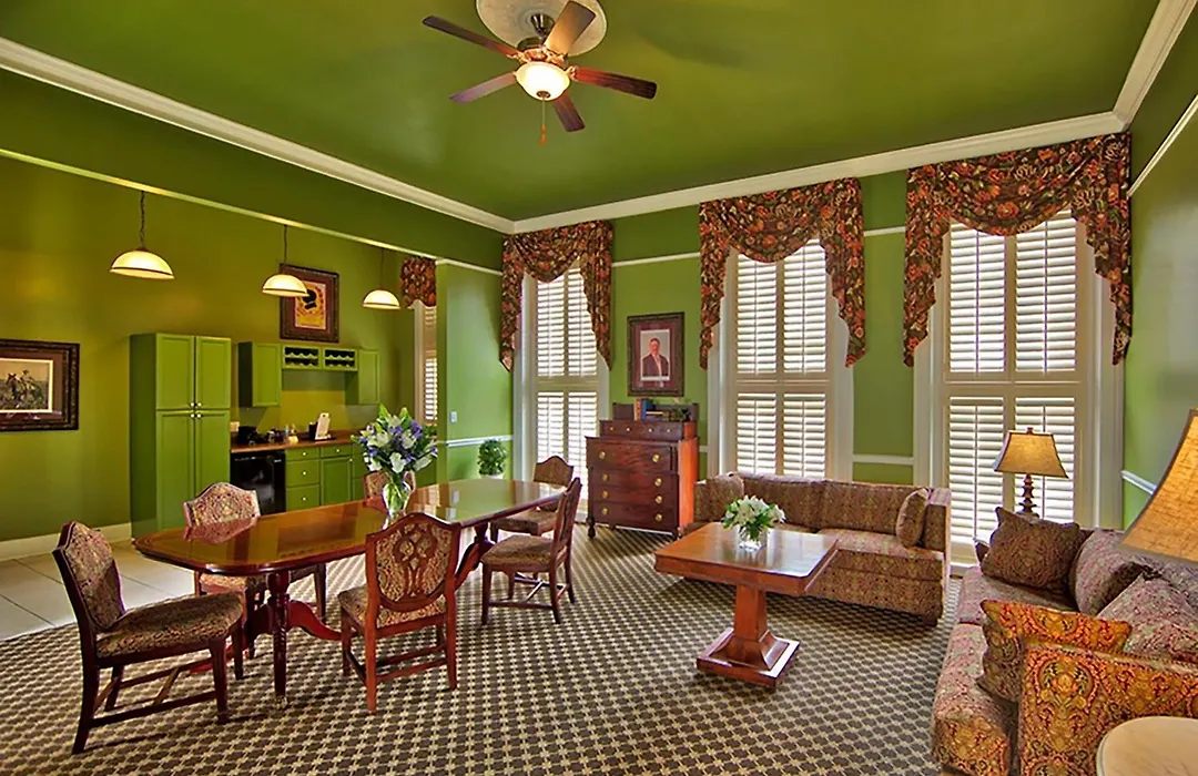 Menger Hotel-1