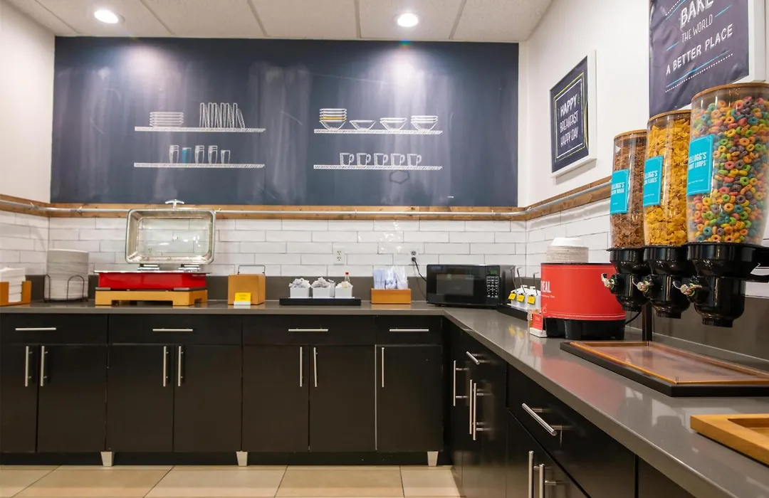 Hampton Inn & Suites College Station-1