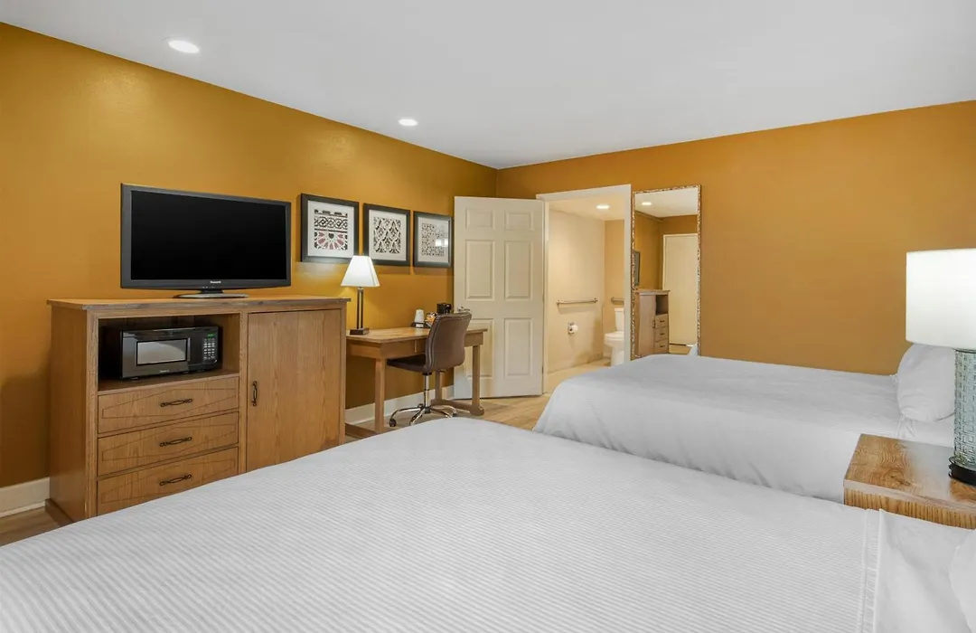 Surestay Hotel By Best Western Camarillo-1