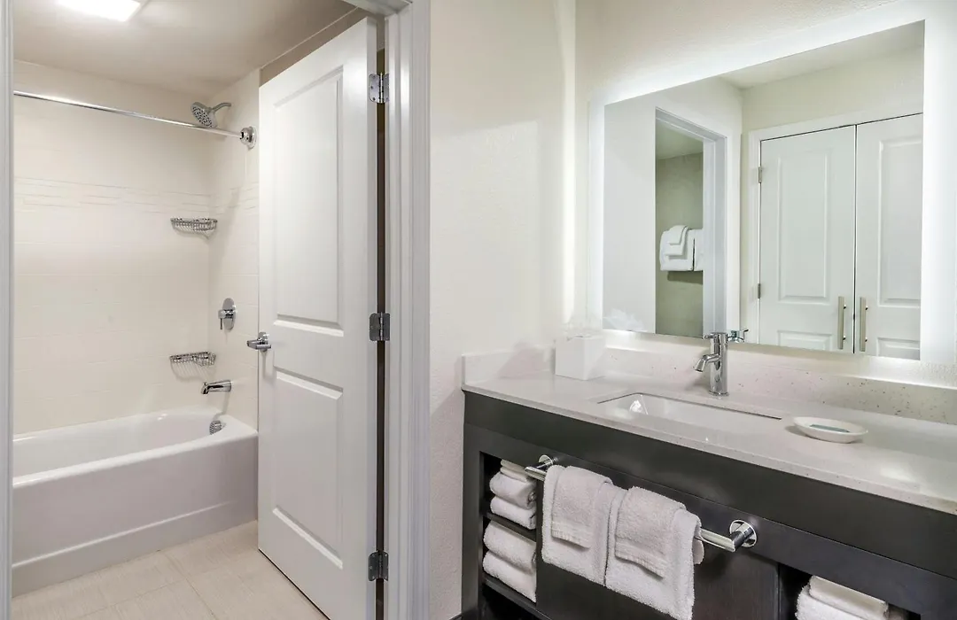 Residence Inn Worcester-1