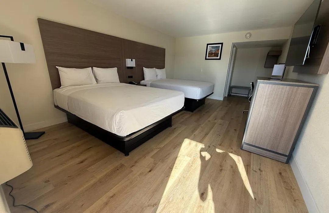 Travelodge By Wyndham Imperial - El Centro-1