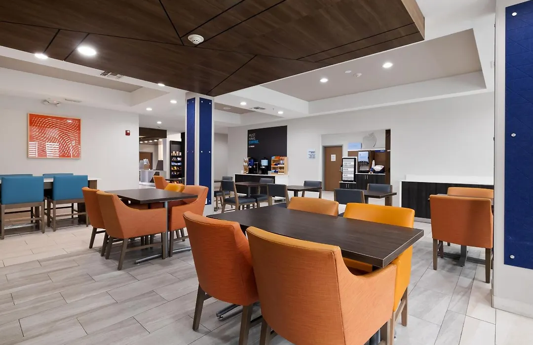 Holiday Inn Express Hotel And Suites Kingsville By Ihg-1
