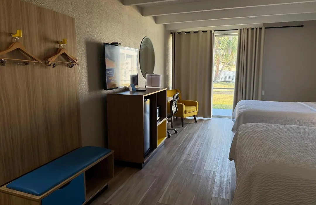 Days Inn By Wyndham Ocala North-1