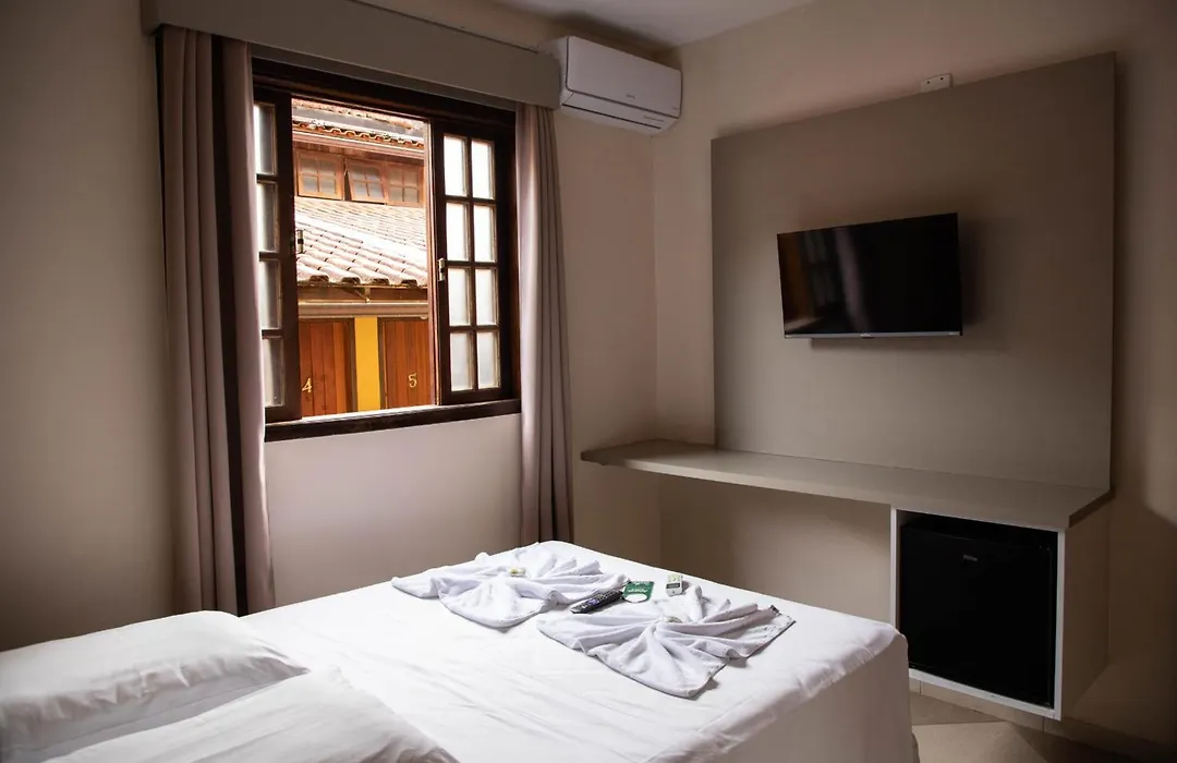 Lonier Praia Inn Flats-1