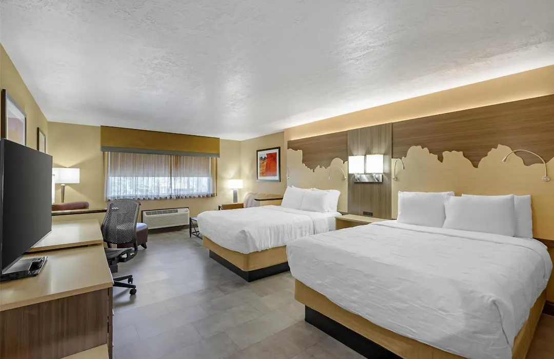 Best Western Plus Canyonlands Inn-1