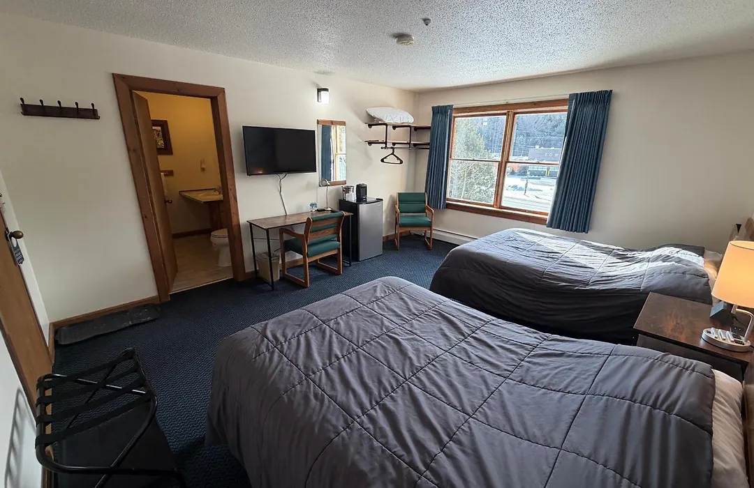 Mountain Sports Inn-1