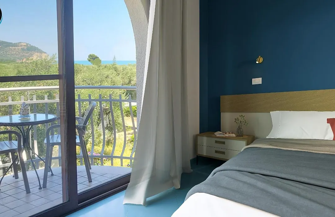 Hotel Residence Torre Del Porto-1