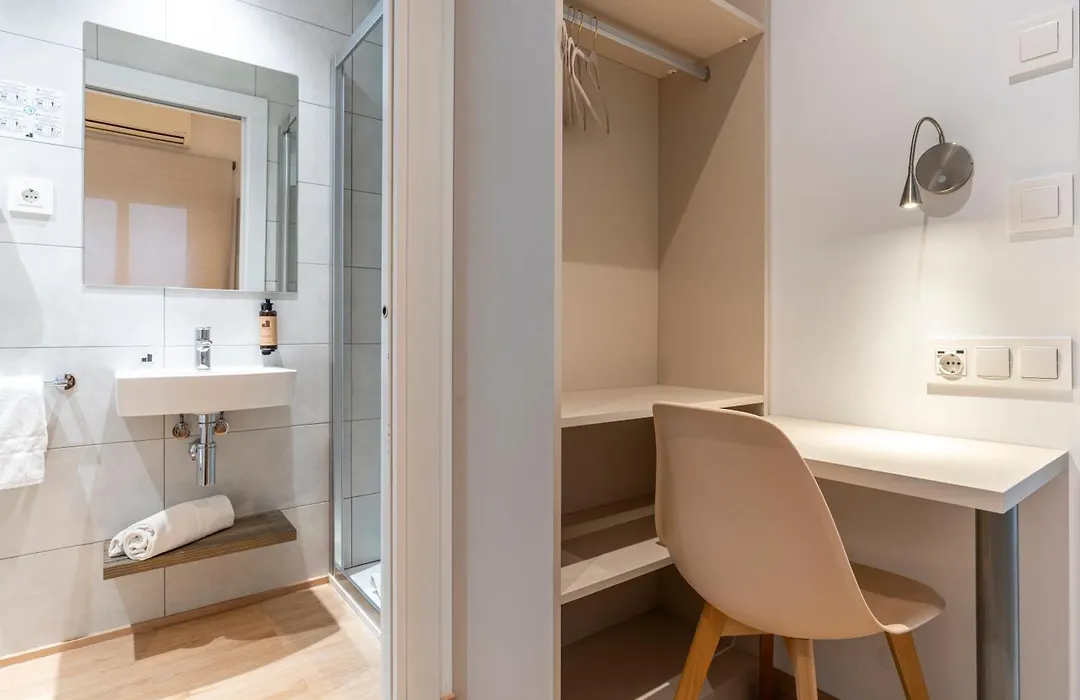 Hostal Sans-1