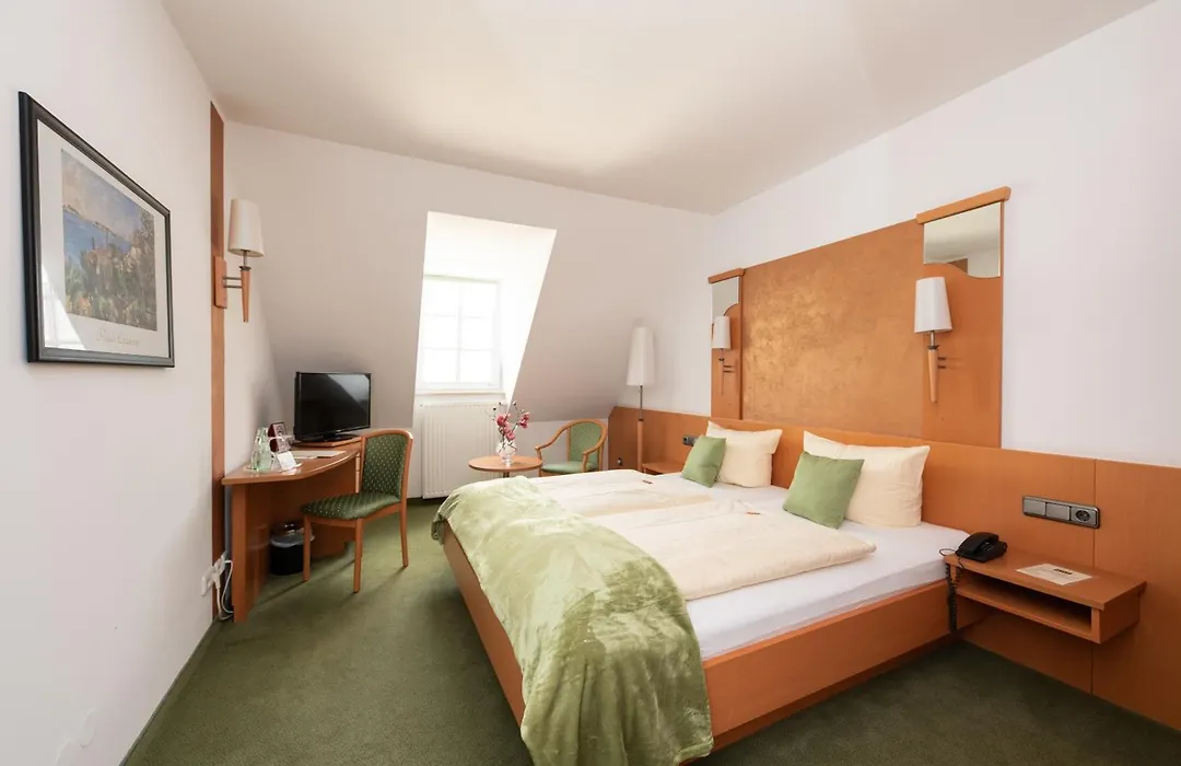 Hotel Bitburger Hof-1