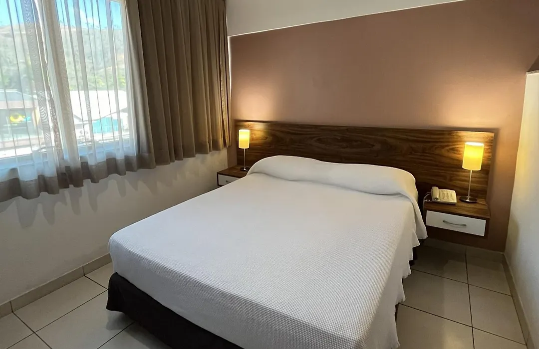 Hotel Flat Itaipava-1