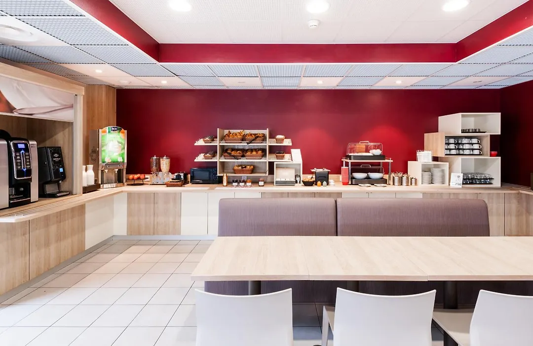 Ace Hotel Chateauroux-1