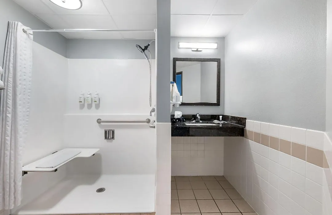 Americinn By Wyndham Aberdeen Event Center-1