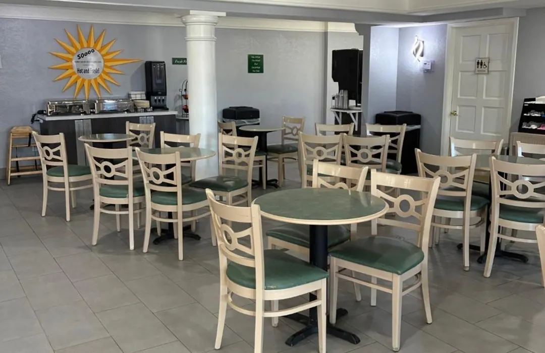 La Quinta Inn By Wyndham Farmington-1