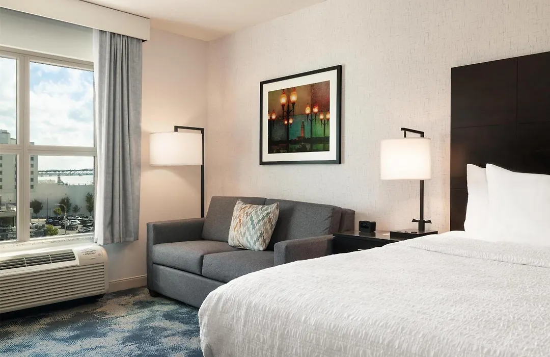 Hampton Inn & Suites Baton Rouge Downtown-1