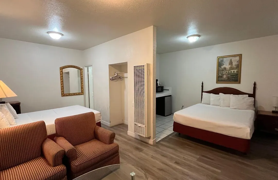 Economy Inn Paso Robles-1