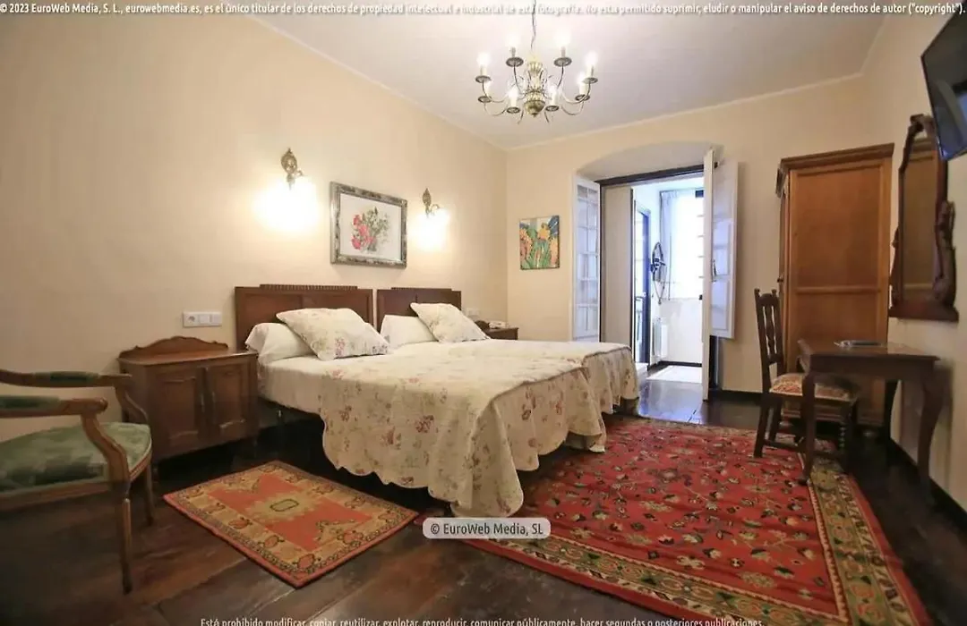 Hotel Palacio Carlos I-1