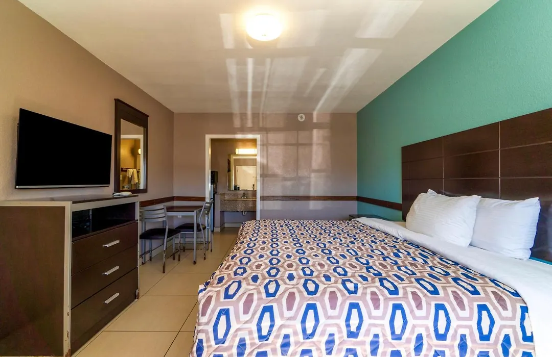 Woodfield Inn & Suites Hotel O, Yoakum Tx 111-1