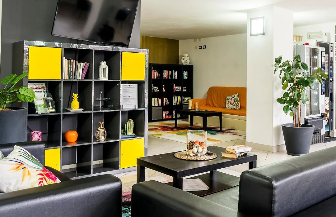 Tropicana Residence-1