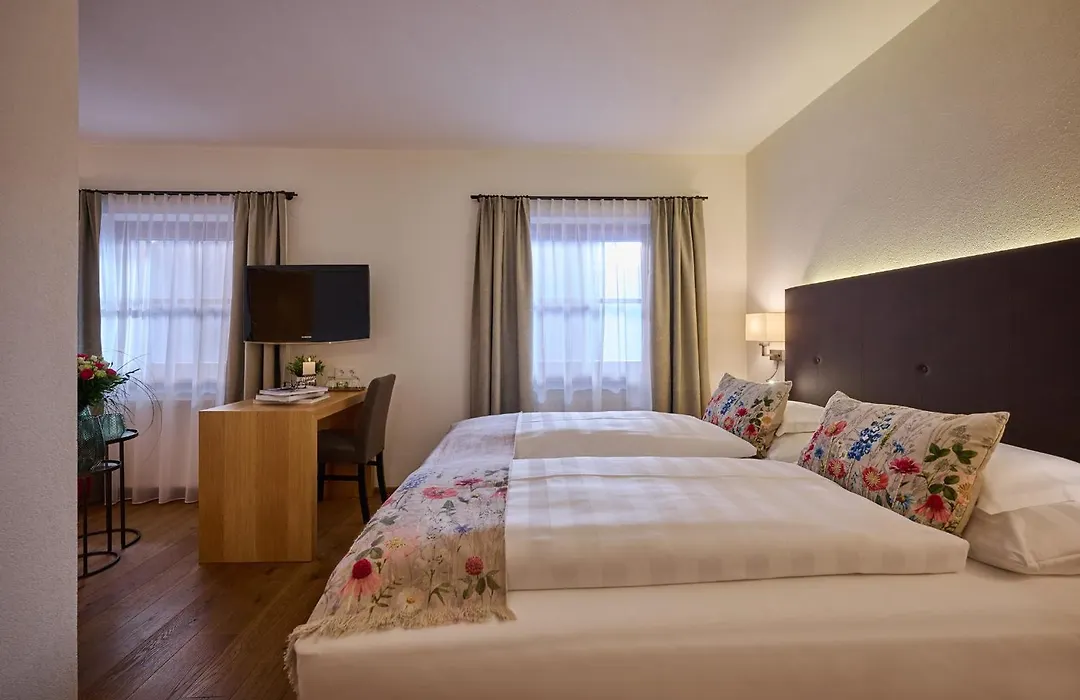 Hotel Garni Schneider-1