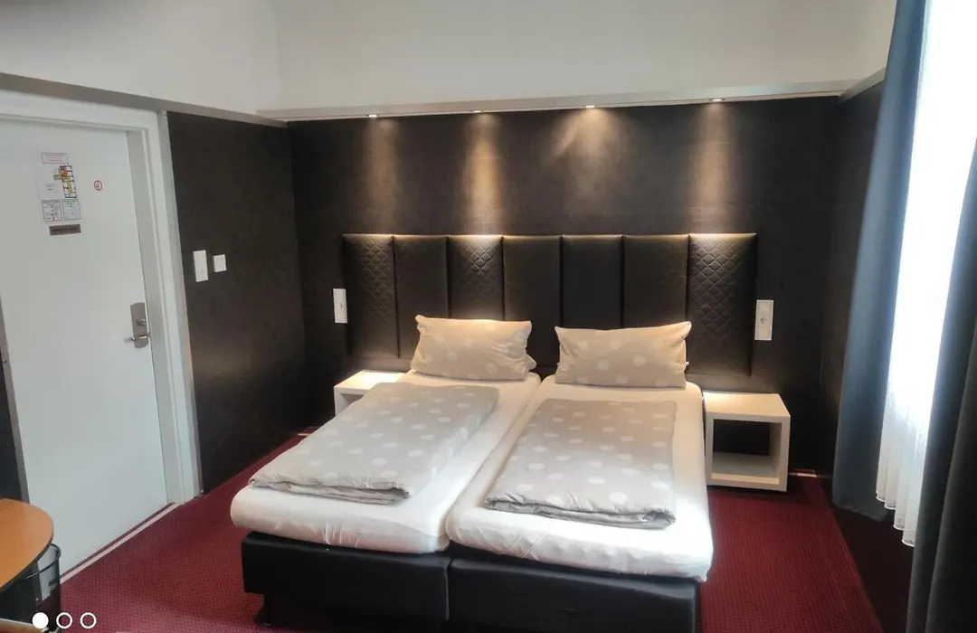 Hotel Corveyer Hof-1