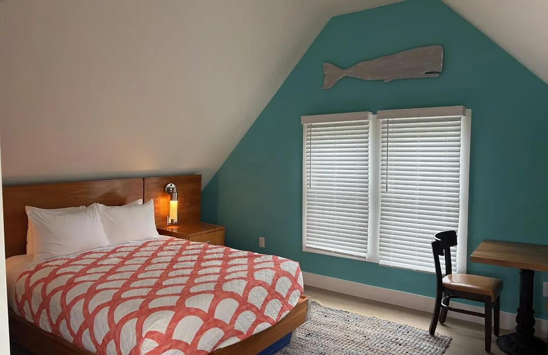 Surfside Inn Chatham-1
