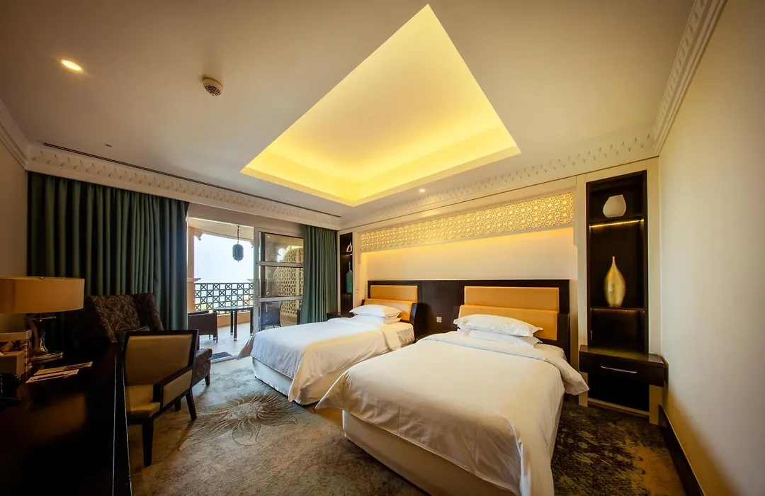 Sheraton Sharjah Beach Resort And Spa-1