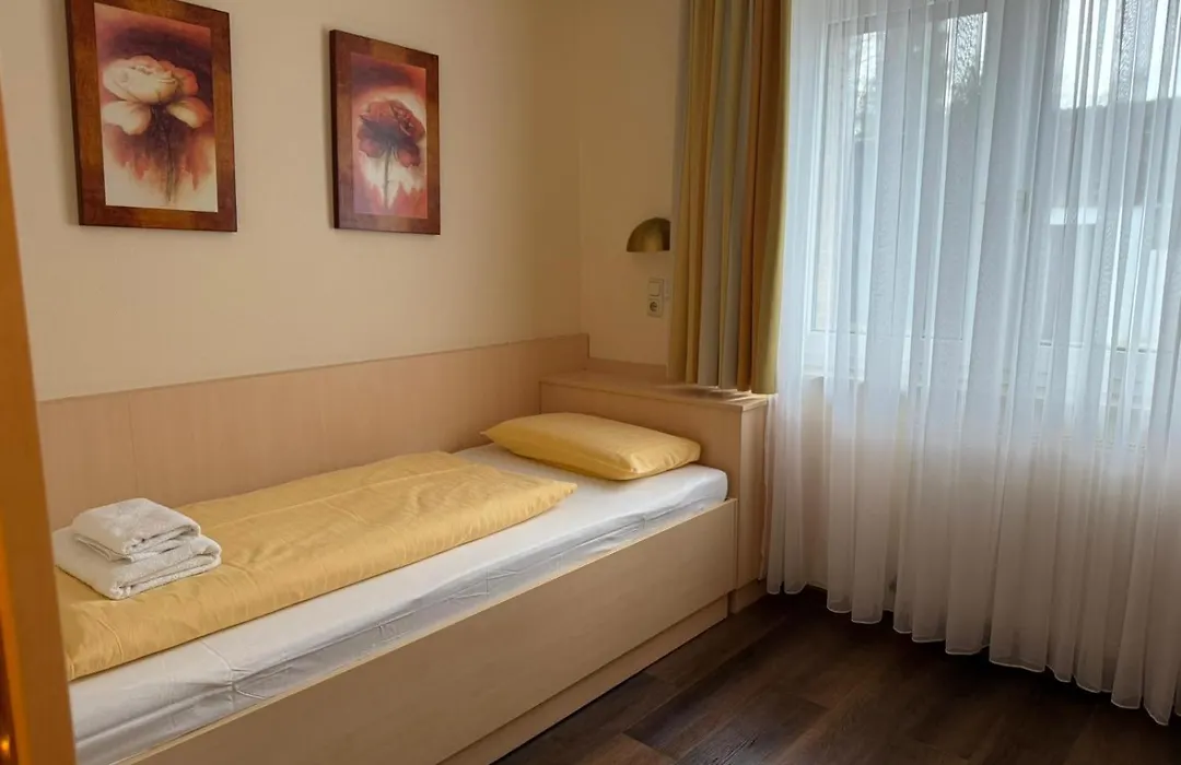 M&M Hotel - Seevetal-1