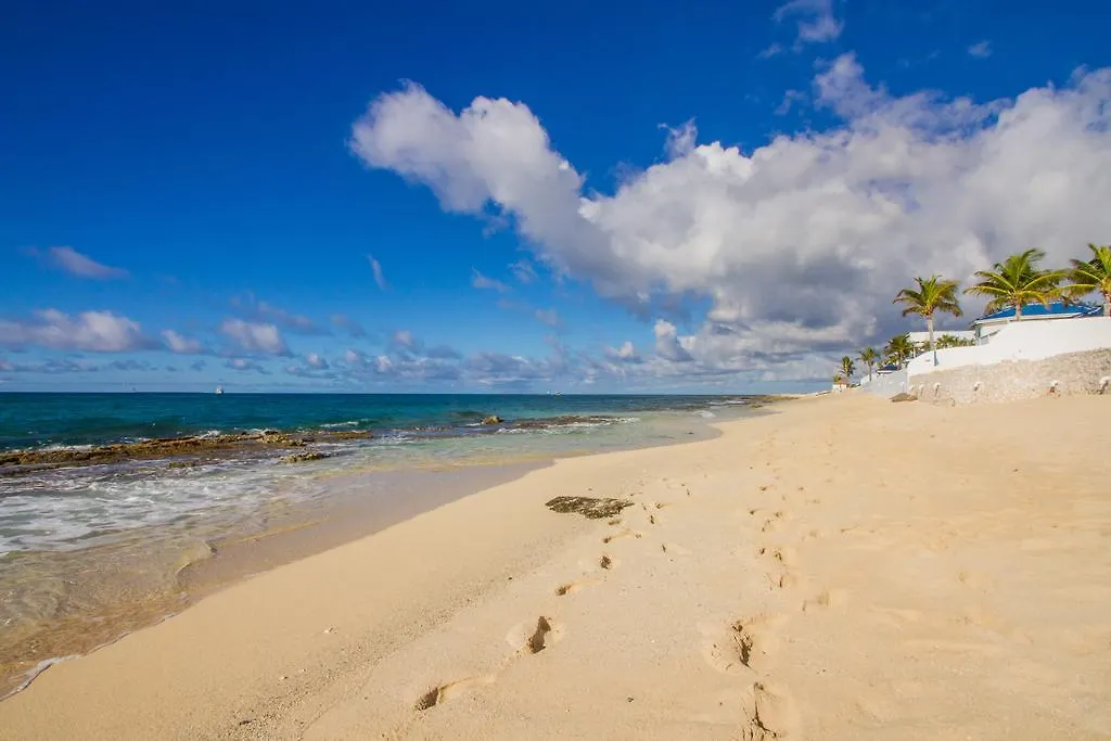 La Vista Beach Resort-1