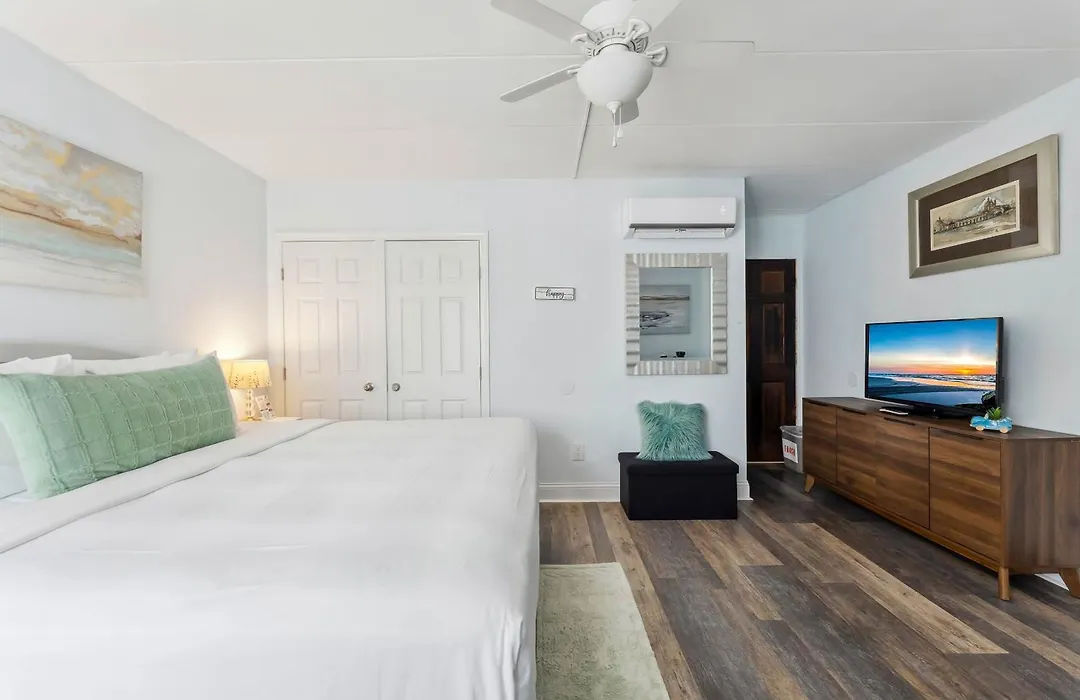 Daytona Inn And Suites-1