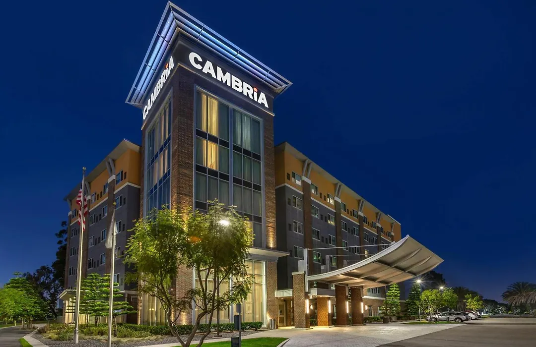 Cambria Hotel Lax-1